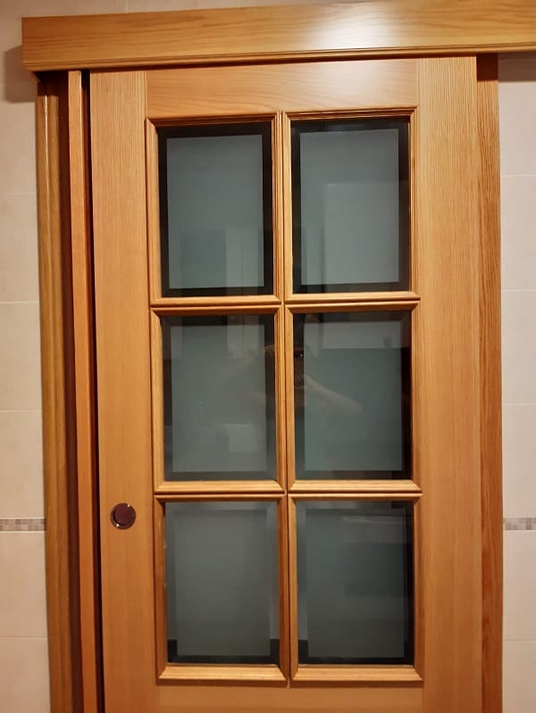 Trabajos carpintero: Instalacion puerta corredera