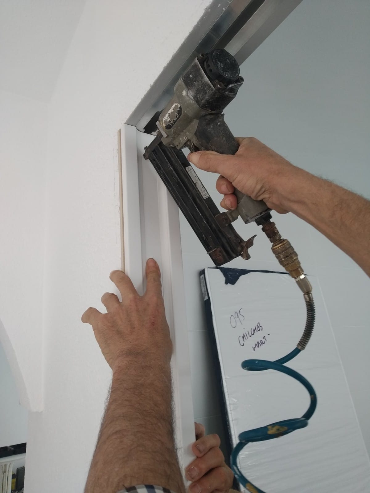 Trabajos carpintero: Instalación de puertas correderas