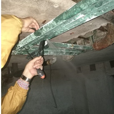 Trabajos de reparación en tuberías de cobre
