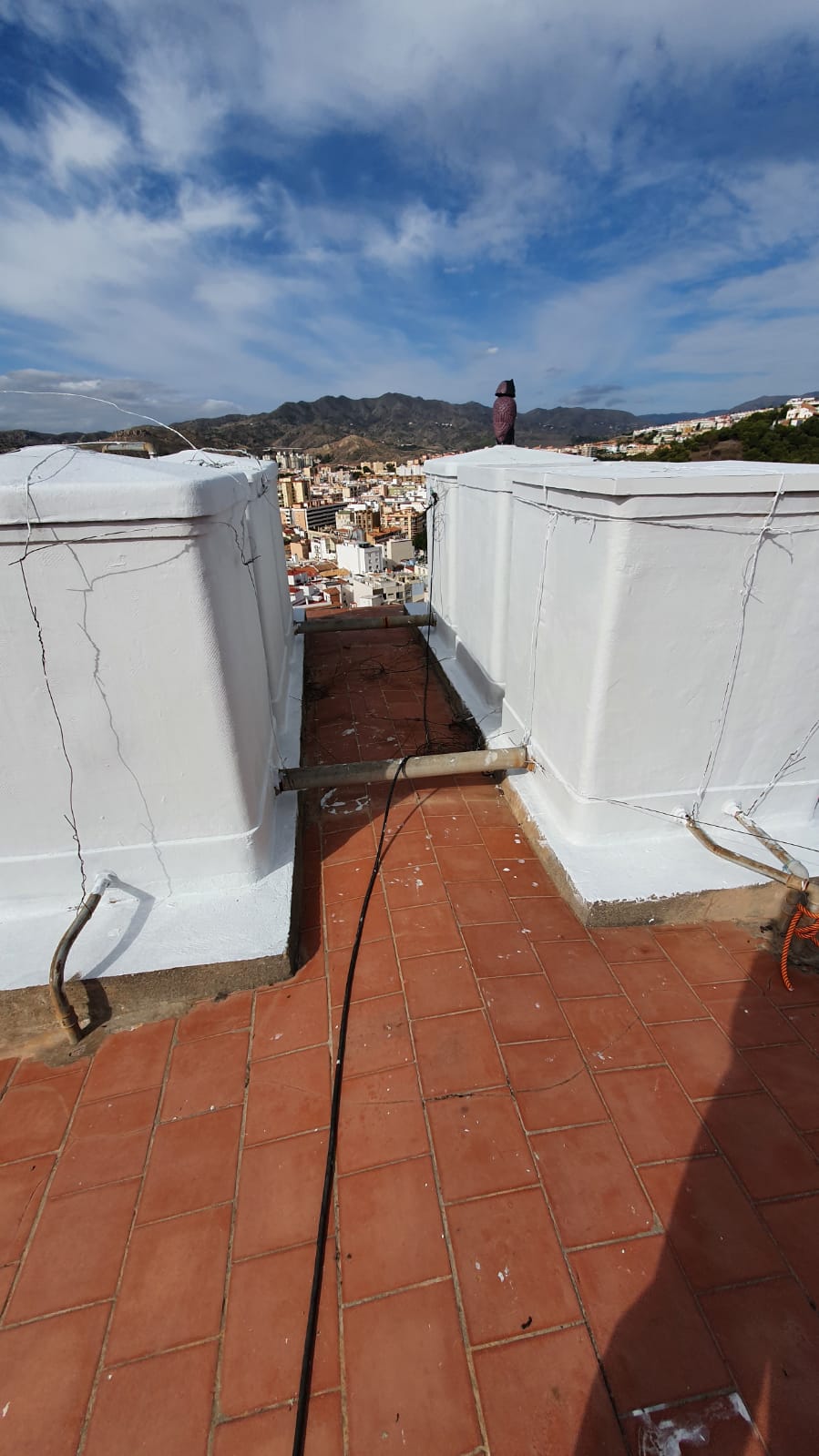 Trabajo realizado: Trabajos de  pintura de fibra de vidrio para amianto en malaga